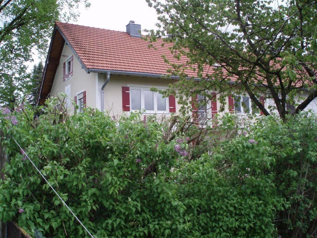 Airport Hostel Hallbergmoos Exterior photo